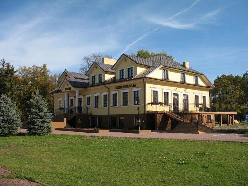 Hotel Rytwiany Exterior foto